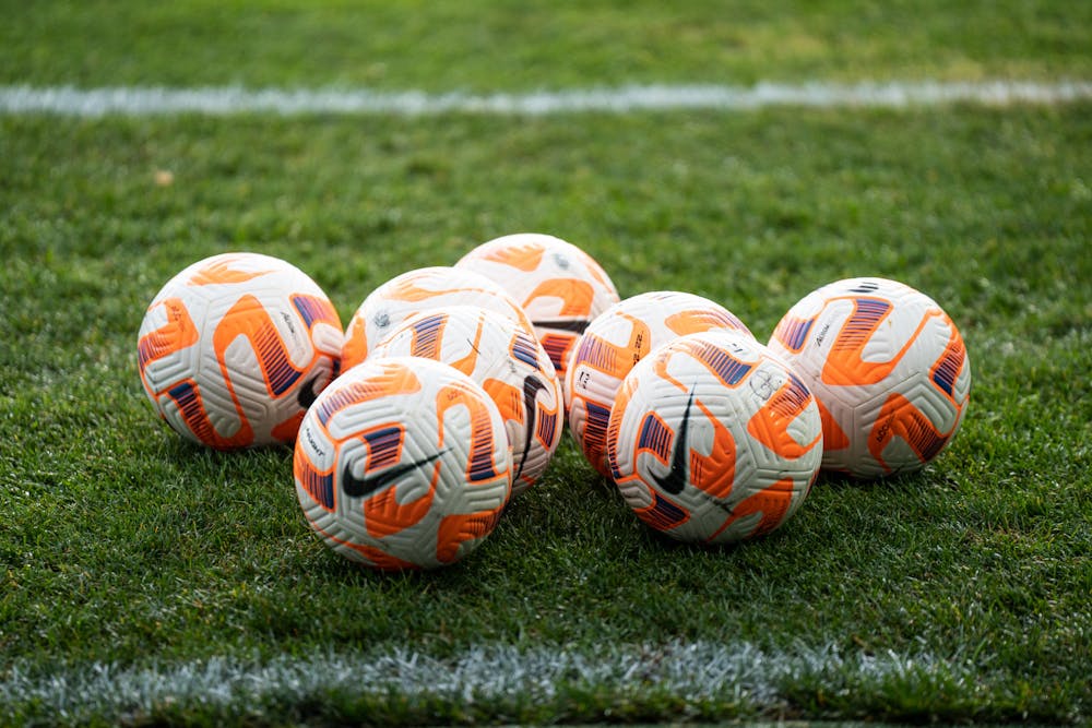 <p>Practice balls organized on the field as the Spartans prepare for their match against Notre Dame on August 29th, 2022.</p>