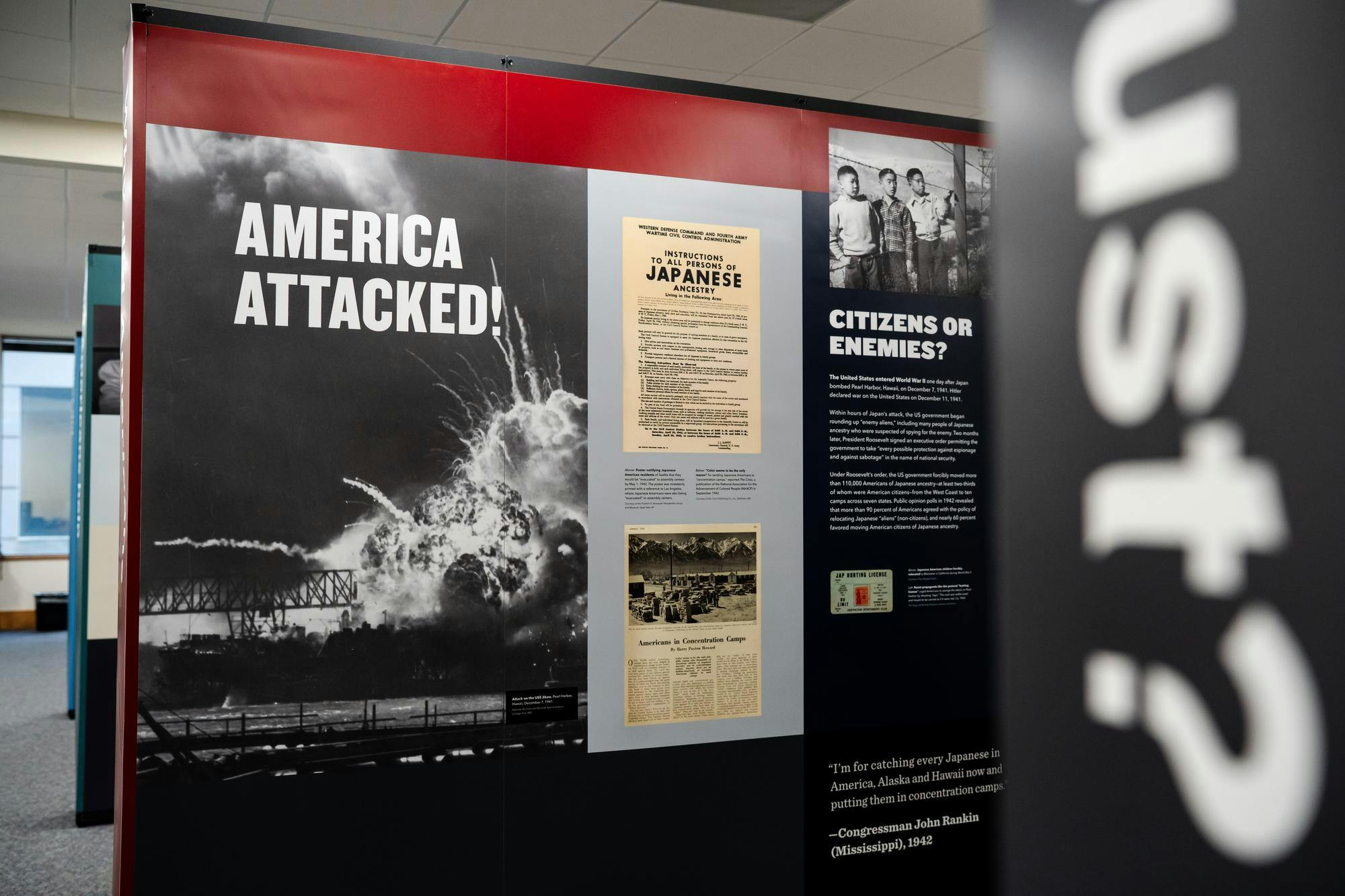 020325-mk-holocaustexhibit-08