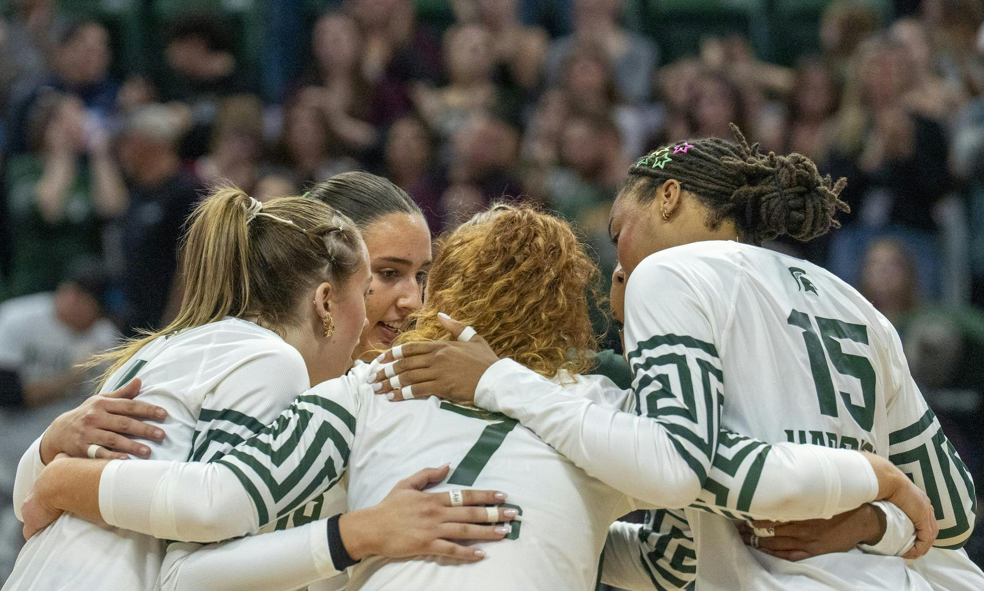 <p>Michigan State volleyball groups up to discuss a game plan at the Breslin Center in East Lansing, Mich., on Sunday, Sept. 27th, 2026.</p>