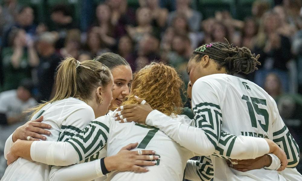 <p>Michigan State volleyball groups up to discuss a game plan at the Breslin Center in East Lansing, Mich., on Sunday, Sept. 27th, 2026.</p>