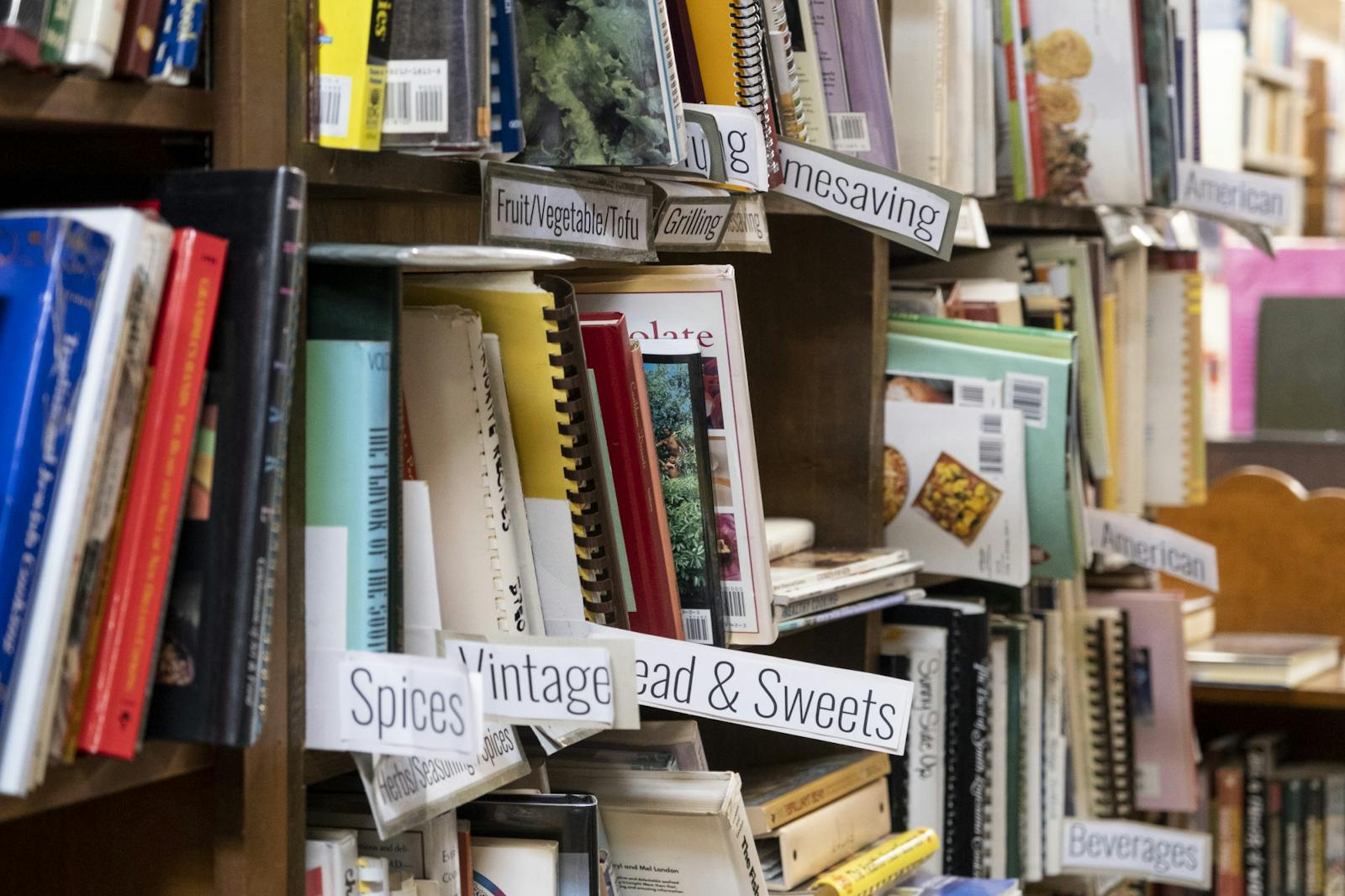 Your guide to bookstores in the Greater Lansing area - The State News