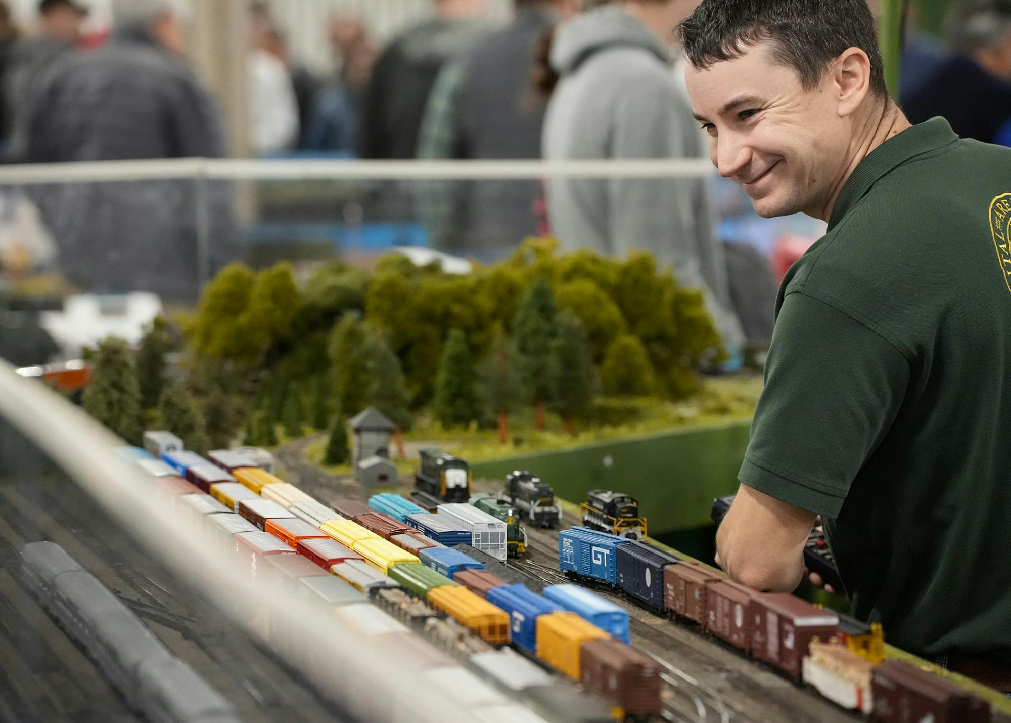 Annual model train show attracts thousands, community members of all