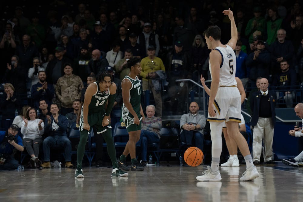 <p>Junior guard Davis Smith during the Notre Dame v. MSU game held at the Joyce Center on November 30, 2022. The Spartans lost to the Fighting Irish 52 -70.</p>