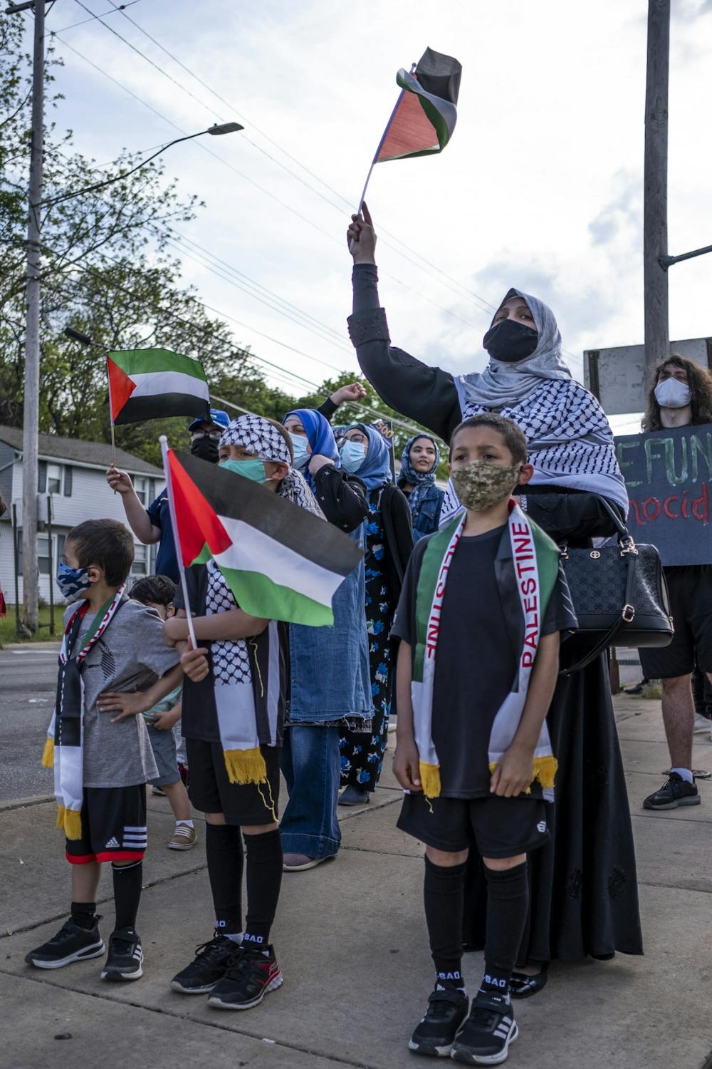 <p>Activists holding Palestinian flags at the gathering in solidarity with the Palestinian uprising outside Rep. Elissa Slotkin&#x27;s Lansing office on May 18, 2021.</p>