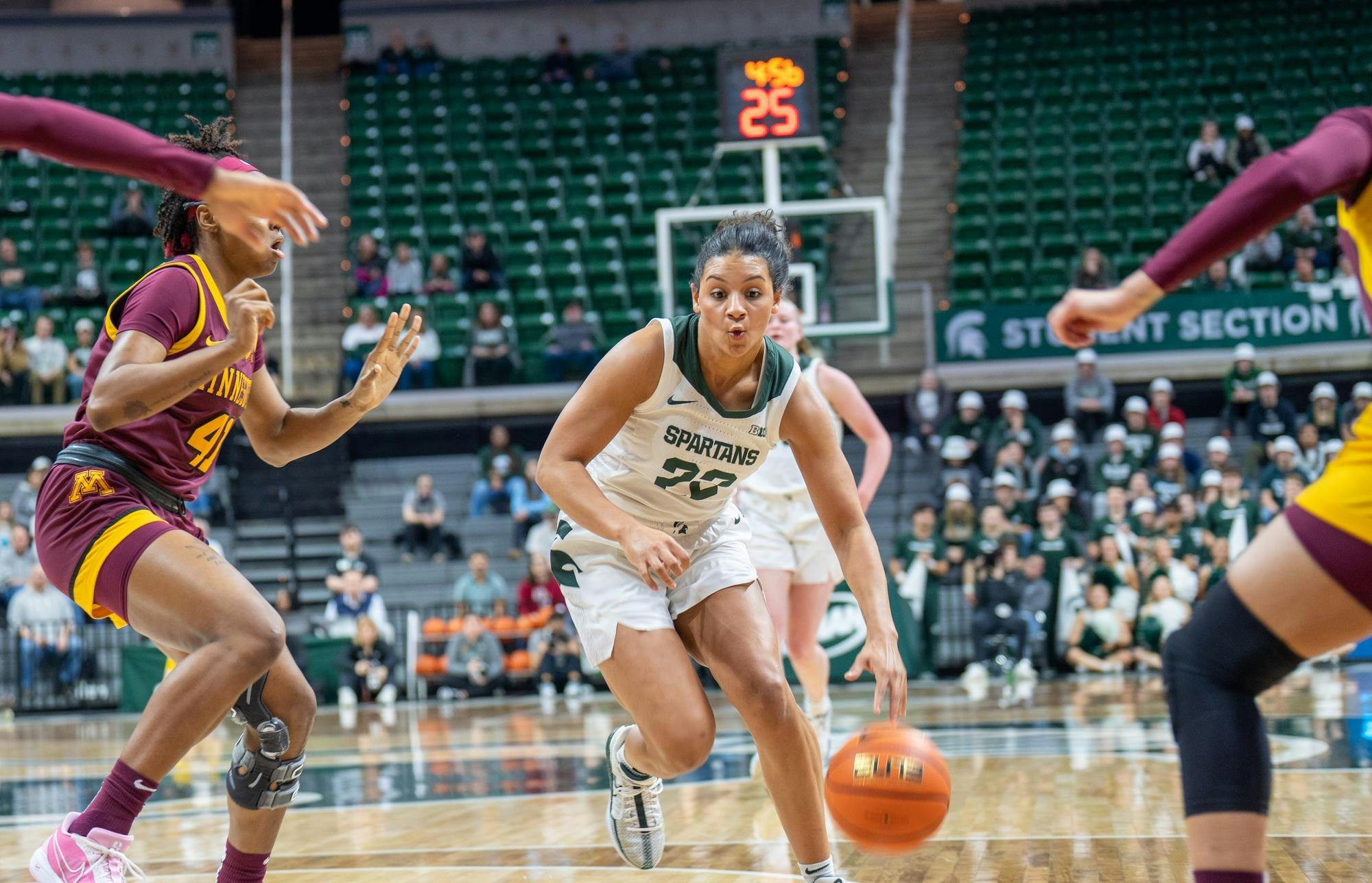 MSU women's basketball win streak continues with win against Minnesota