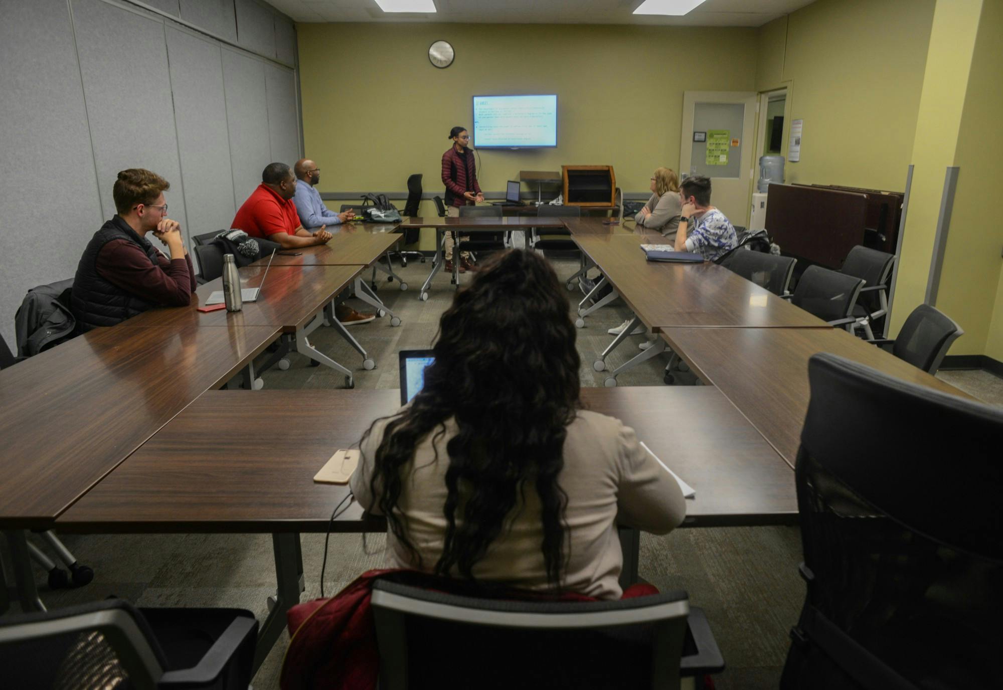 <p>MSU students discuss first generation students experiences at MSU during the ASMSU round table discussion event at the Student Services Building on Nov. 5, 2019.</p>