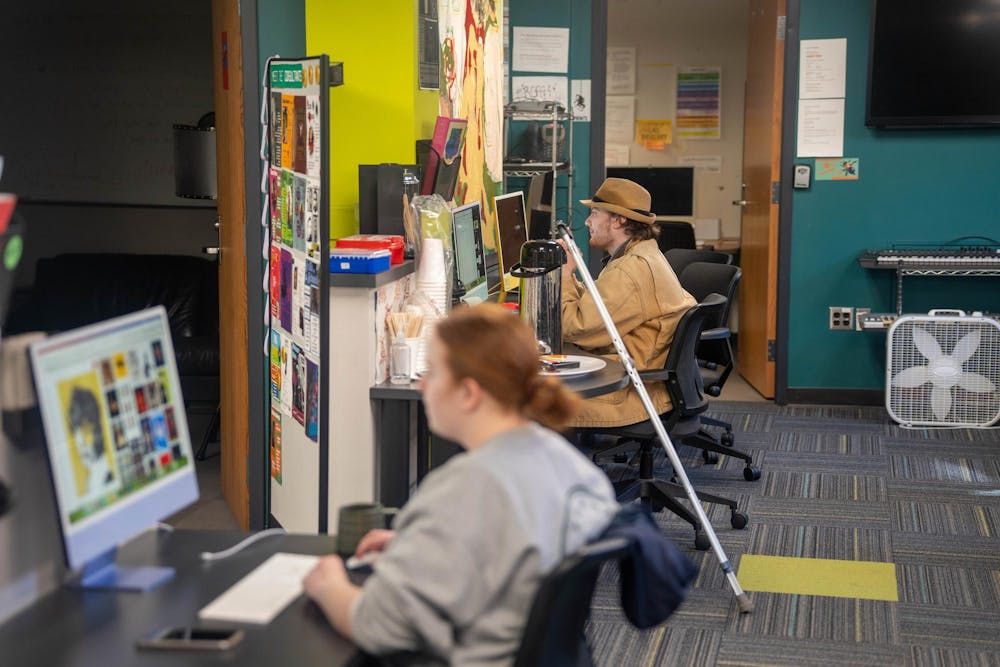 students making use of RCAH computers at Snyder Hall in East Lansing, on April 8 2026