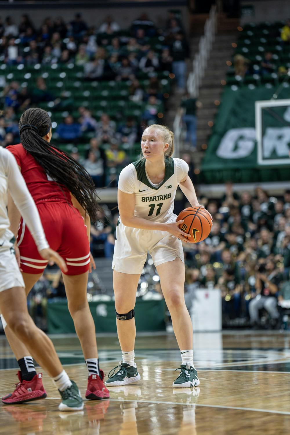 <p>Sophomore guard/forward Matilda Ekh controls the ball during the MSU v. Rutgers game held at the Breslin Center on Jan. 22, 2023. The Spartans won against Rutgers 85-63.</p>