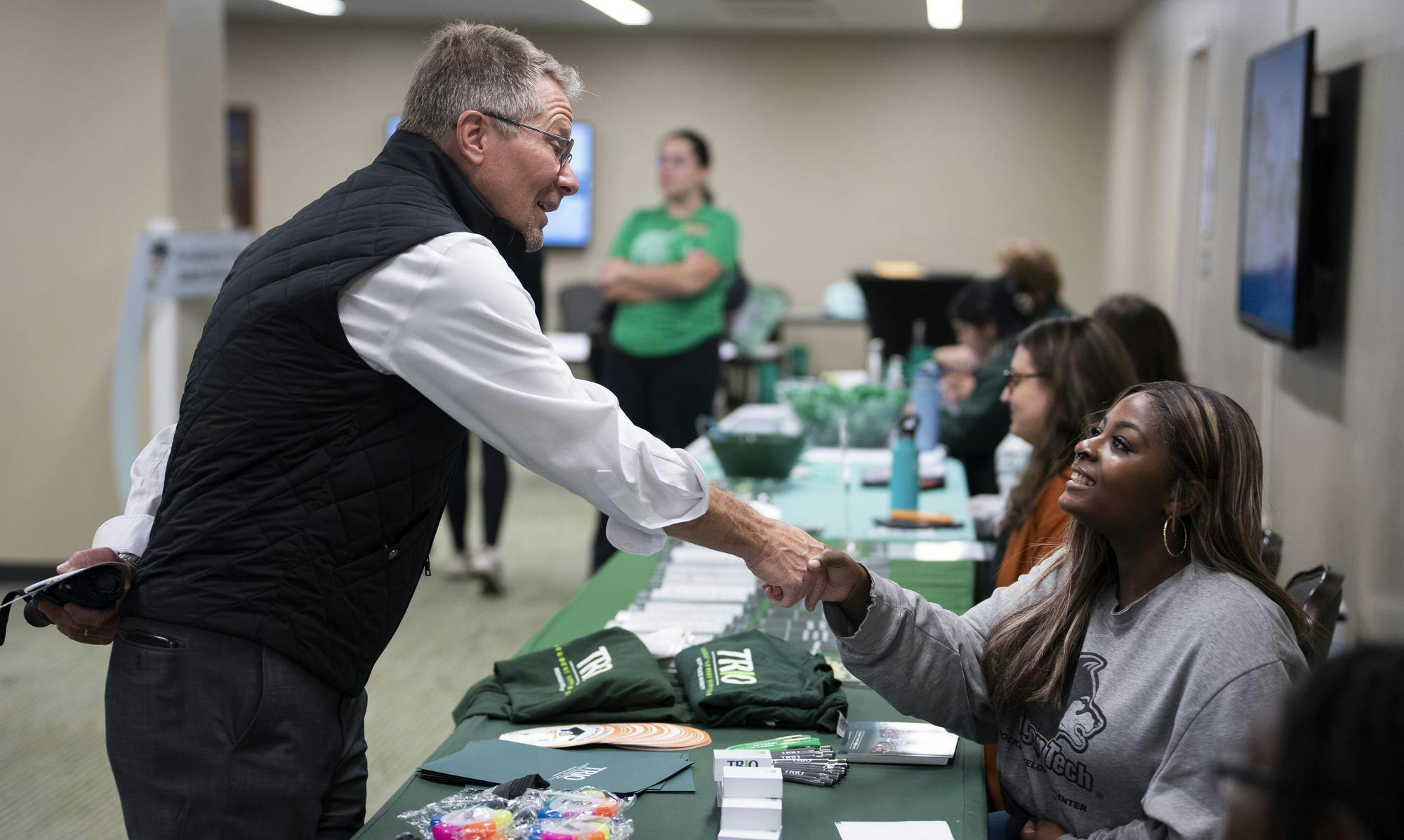 MSU President Guskiewicz joined students at the First-Gen Student Resource Fair hosted by ASMSU at the Union on Nov. 4, 2024