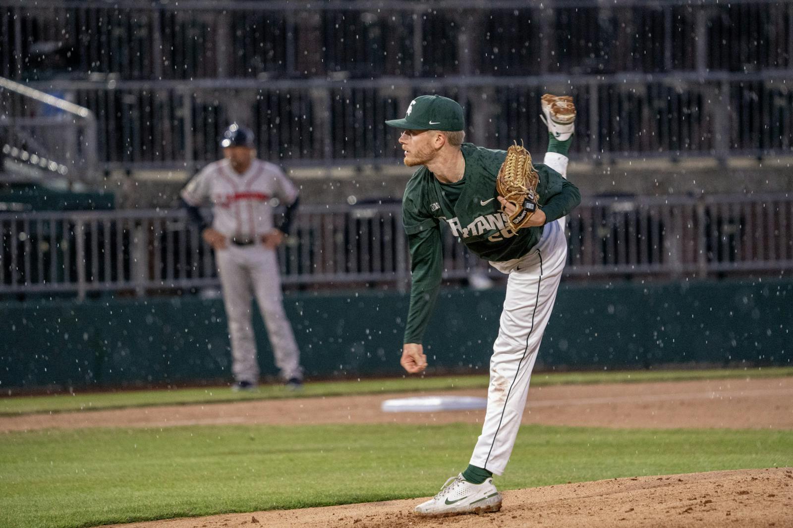 Spartans Edged By Lugnuts, 3-2, In Crosstown Showdown Wednesday - Michigan  State University Athletics