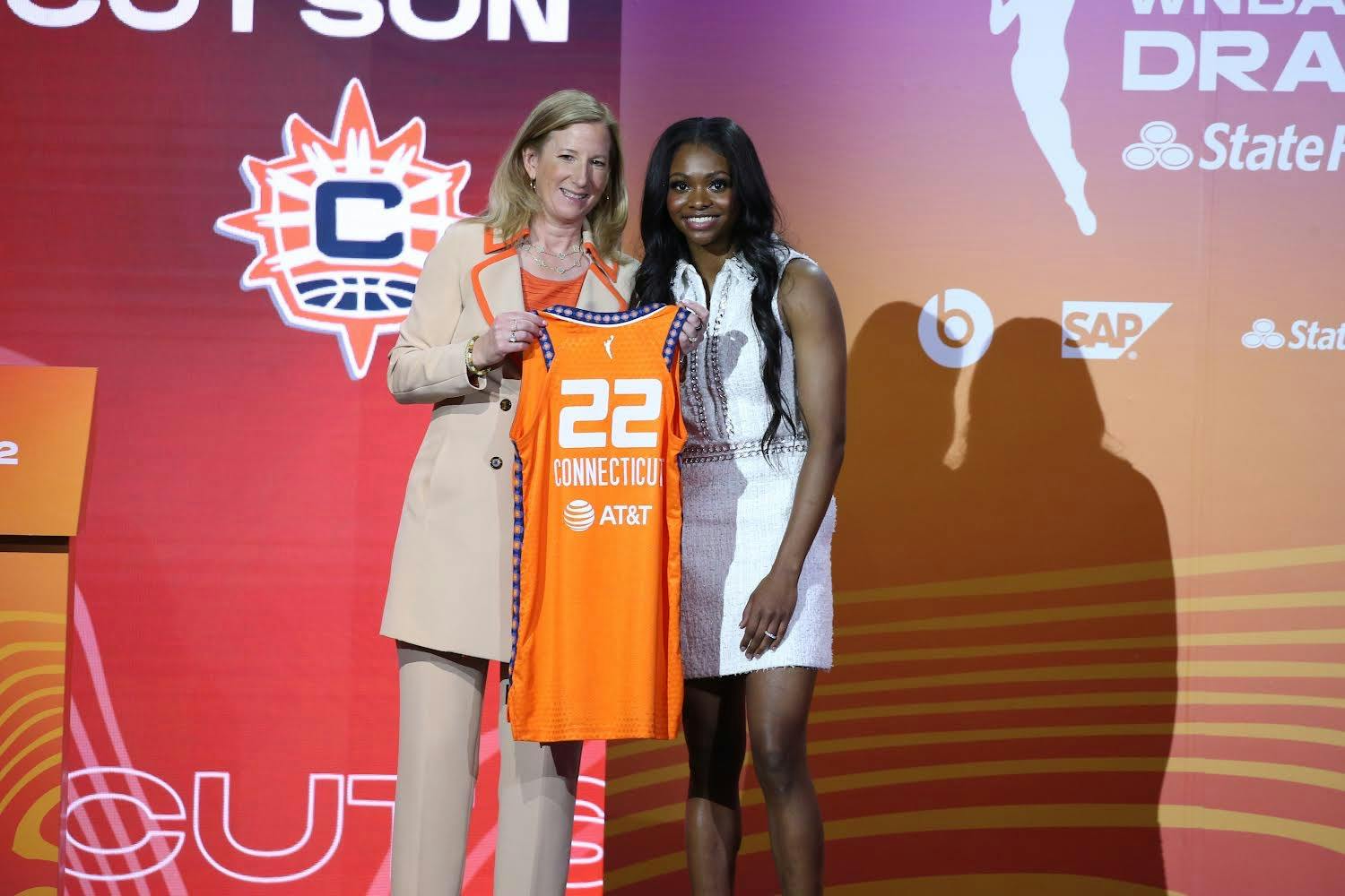 <p>NEW YORK, NY - APRIL 11: Nia Clouden is selected twelfth overall by the Connecticut Sun during the 2022 WNBA Draft on April 11, 2022 at Spring Studios in New York, New York. Copyright 2022 NBAE (Photo by Michelle Farsi/NBAE via Getty Images)</p>