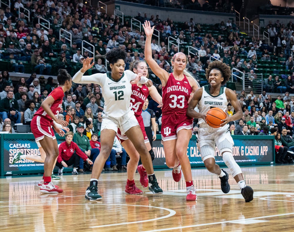 <p>Michigan State&#x27;s Kamaria McDaniel (5) goes up for a shot during the Spartan&#x27;s victory over Indiana on Dec. 29, 2022.</p>