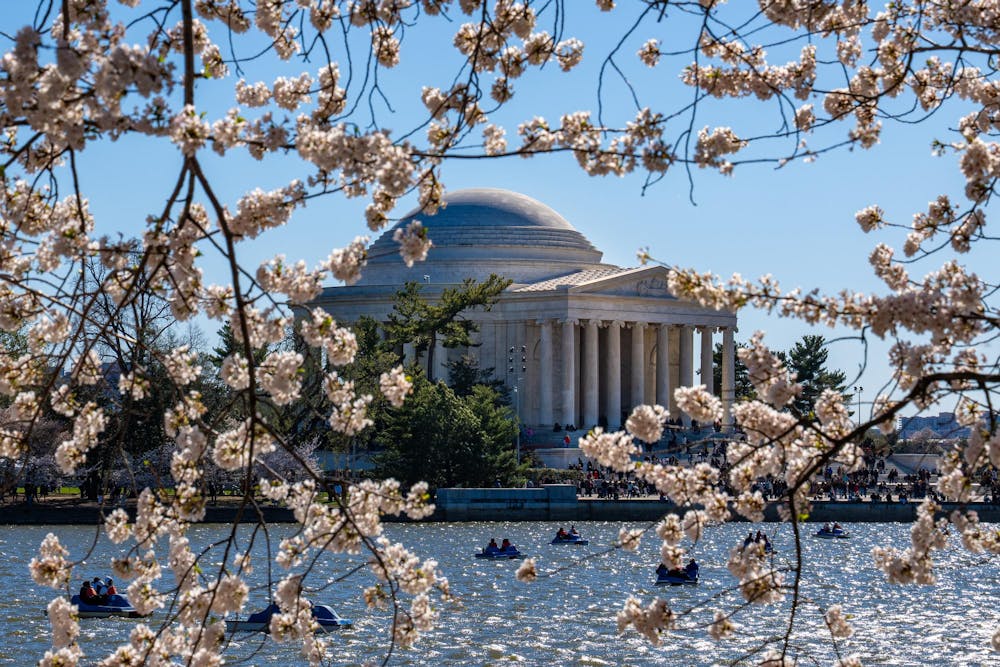 <p>The Thomas Jefferson Memorial and cherry tree blossoms at the Tidal Basin in Washington, D.C., on Saturday, March 28, 2026.</p>