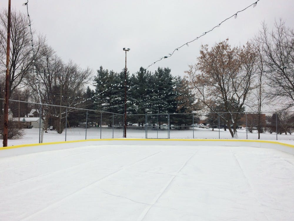 <p>Ice skating rink in&nbsp;Howell, MI, which a&nbsp;statement from the City of East Lansing said was very similar to the rink being installed.&nbsp;Courtesy of&nbsp;<a href="http://www.howellrecreation.org/">Howell Area Parks & Recreation</a>.</p>