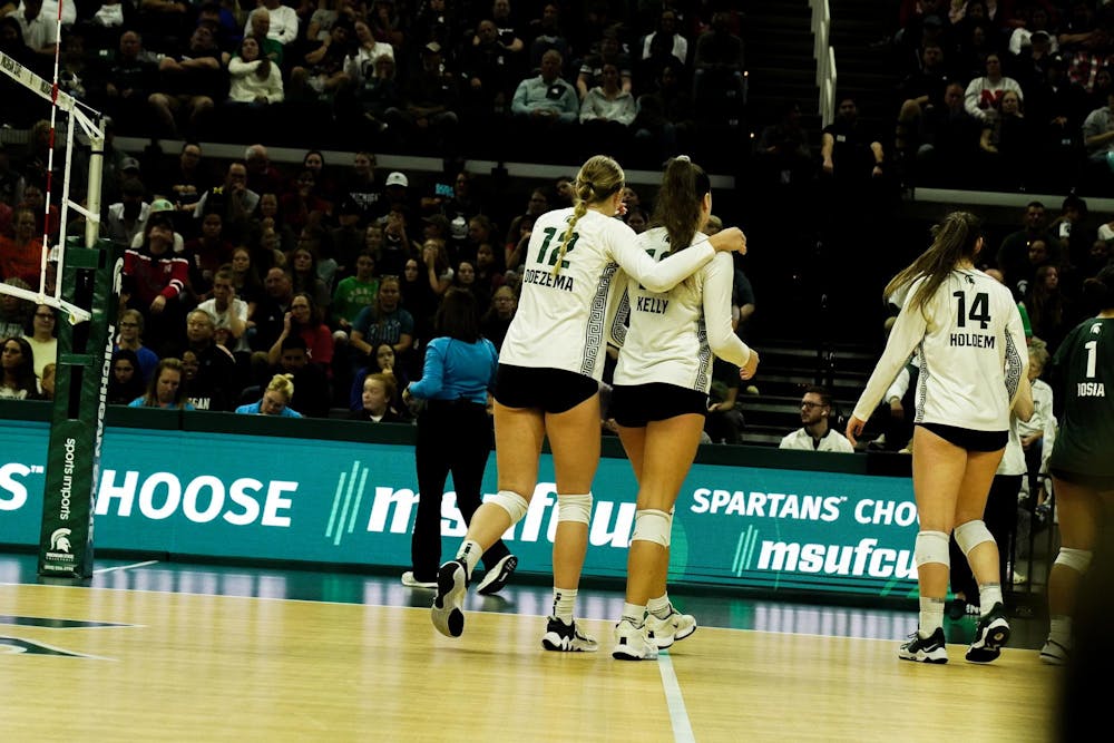 Michigan State volleyball drops secondstraight game in tight loss to