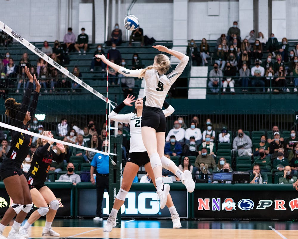 <p>Michigan State University volleyball won the first set but the University of Maryland players quickly began to gain ground during the match on Oct.16, 2021.</p>