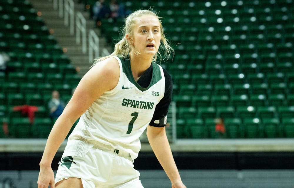 <p>Senior guard Tory Ozment (1) watches the ball at the game against Oakland at the Breslin Center on Nov. 15, 2022. The Spartans defeated the Grizzlies 85-39. </p>