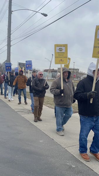 Alleged racial discrimination at Lansing-based company brings protest downtown - The State News