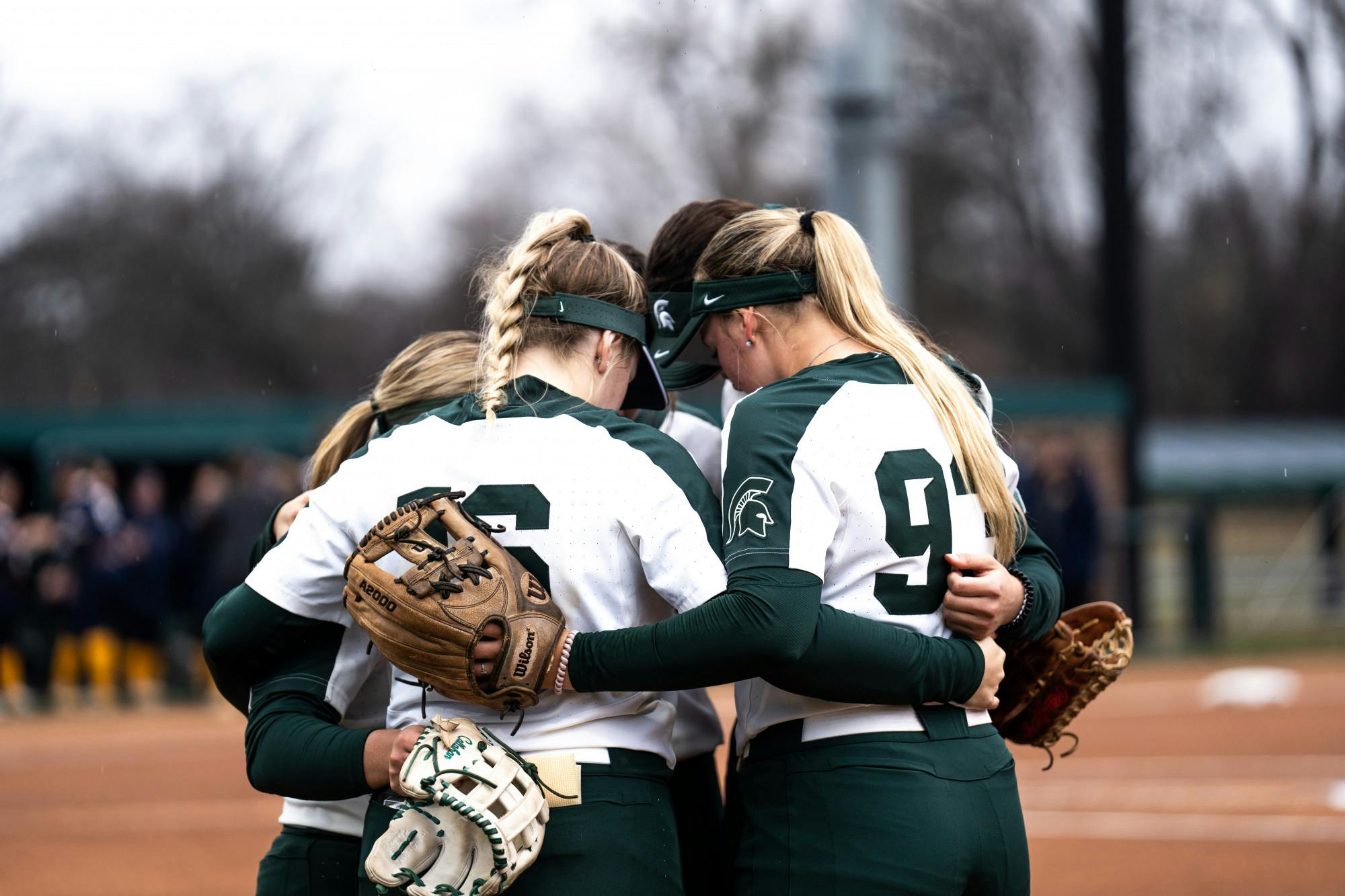 <p>MSU players prepare for their match by a pre-game huddle, March 30th, 2022.</p>