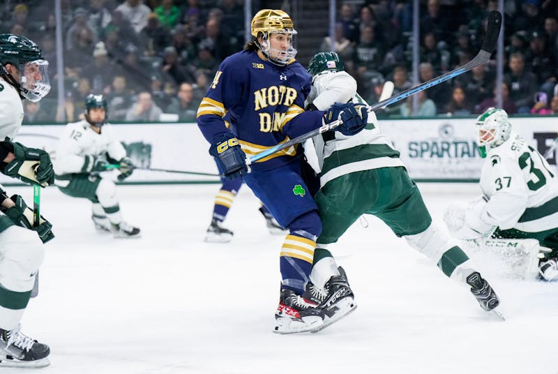 Irish in the Pros: Notre Dame alums fall in MLB playoffs, start NHL season