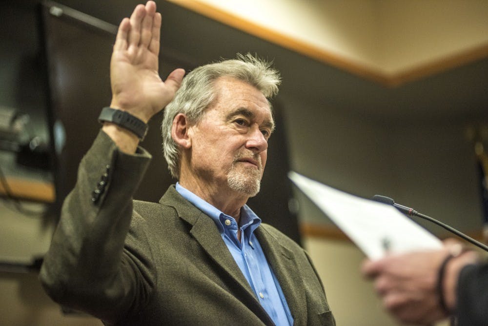 East Lansing Mayor Mark Meadows is sworn in on Nov. 21, 2017 at the 54B District Court.