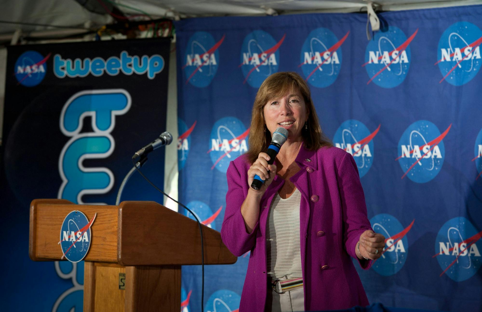 <p>NASA Deputy Administrator Lori Garver gives a welcoming message at the STS-135 Tweetup at Kennedy Space Center, Thursday, July 7, 2011 in Cape Canaveral, Fla. About 150 NASA Twitter followers attended the event. The STS-135 mission will be NASA's last space shuttle launch. Photo Credit: (NASA/Paul E. Alers)</p>