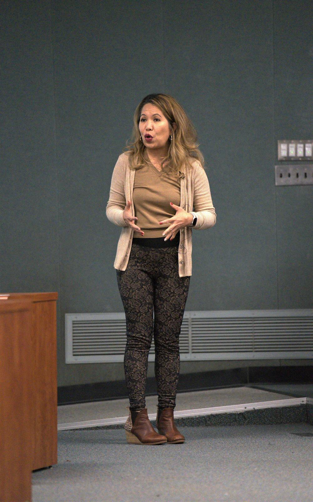 <p><strong>Presenter Regina Gong, a Student Success Librarian, presented the topic of an Open Educational Resource during the ASMSU General Assembly on Dec. 8, 2022. The meeting was held at the International Center. </strong><br/><br/></p>