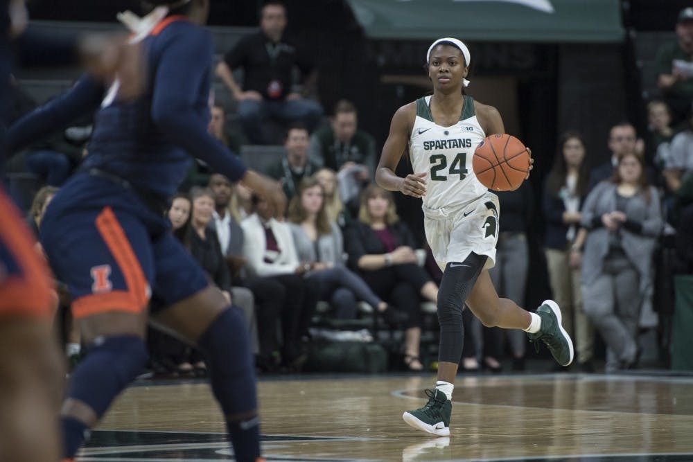 Freshman guard Nia Clouden (24) drives the ball up the court during the women's basketball game against Illinois at Breslin Center on Jan. 24, 2019. Nic Antaya/The State News