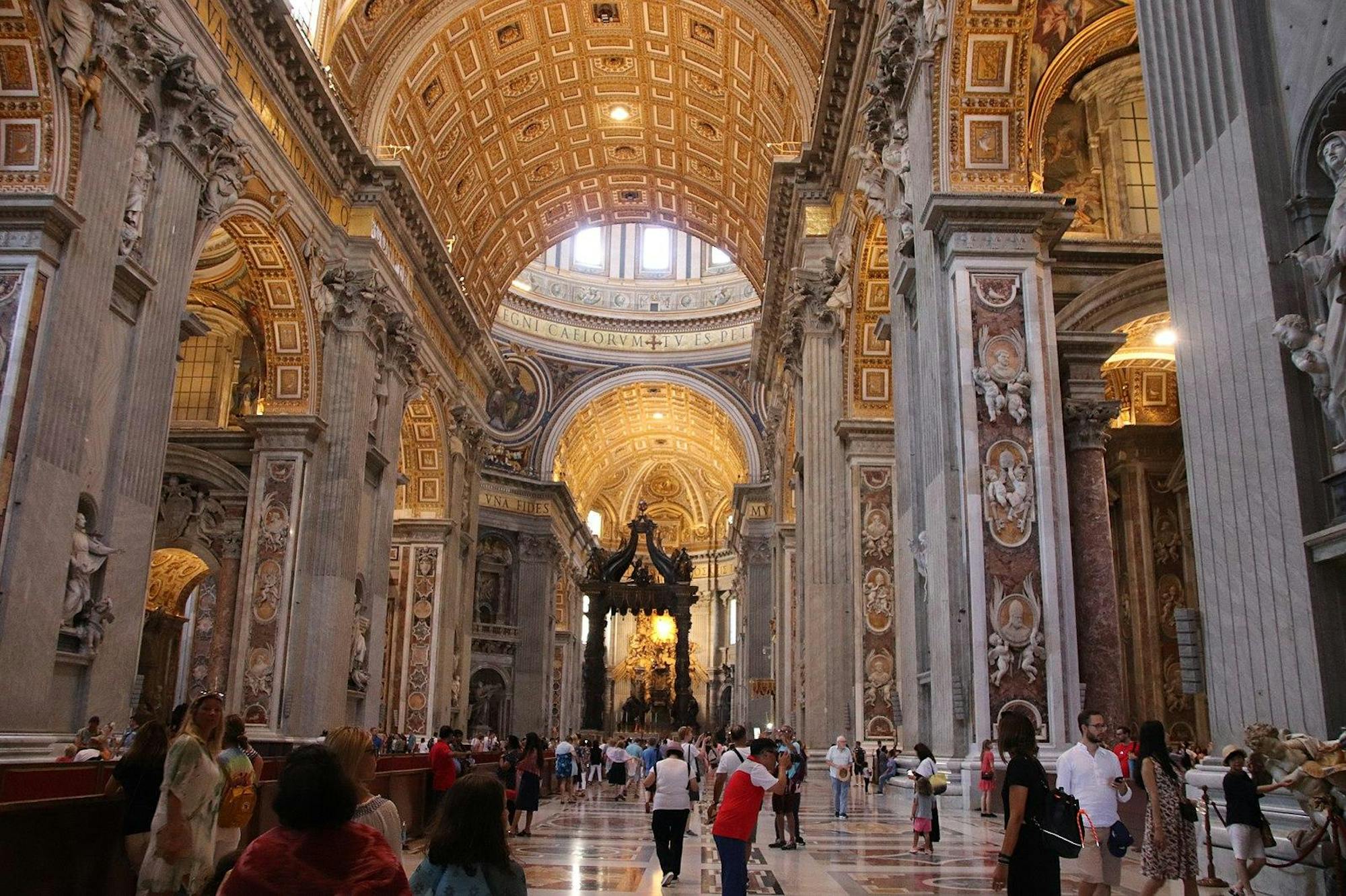 St._Peter's_Basilica,_Vatican_City_(48466540541).jpg