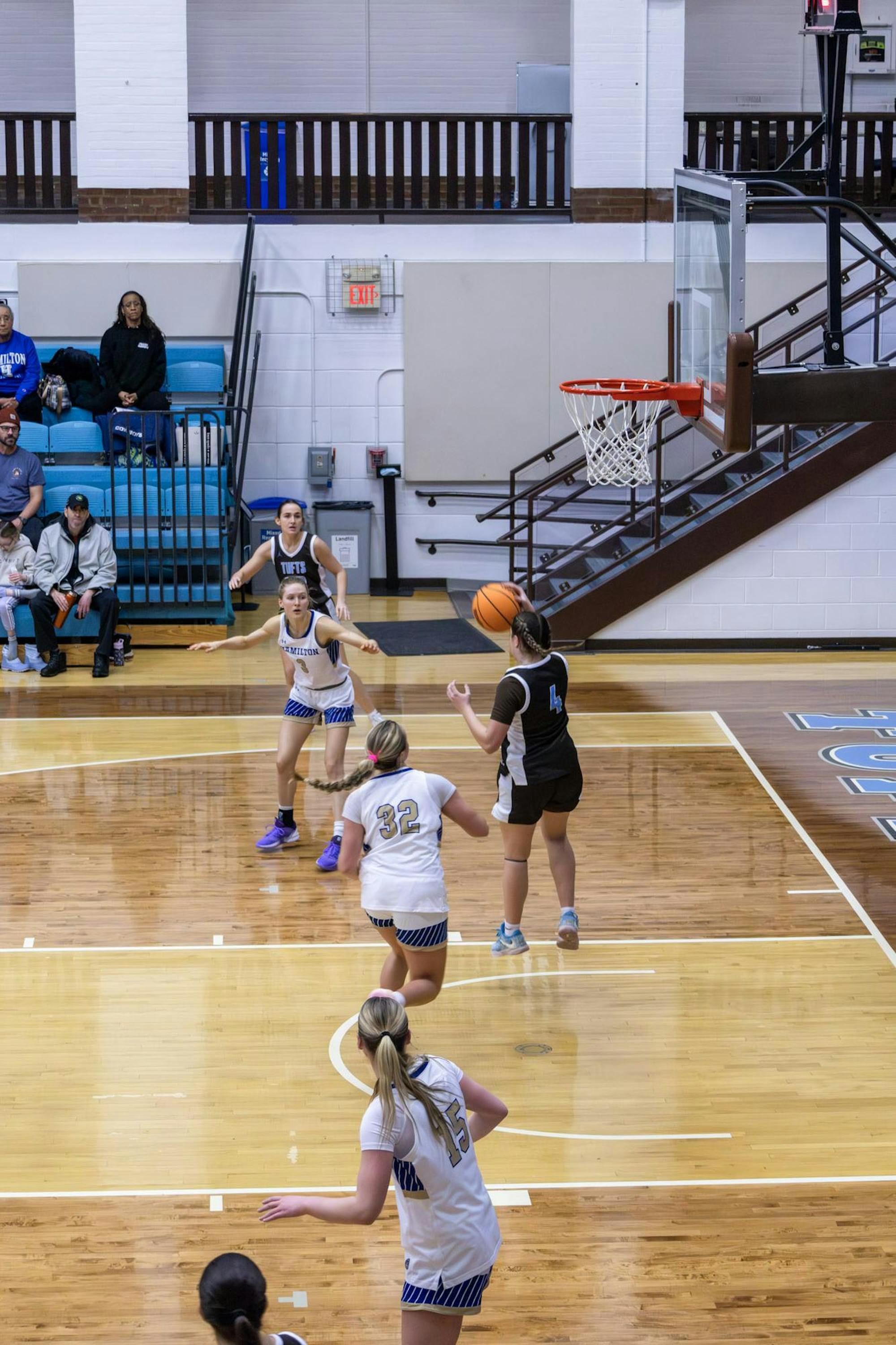 Women's basketball 7.jpg