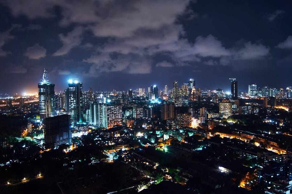 Mumbai_Night_City_18219784390