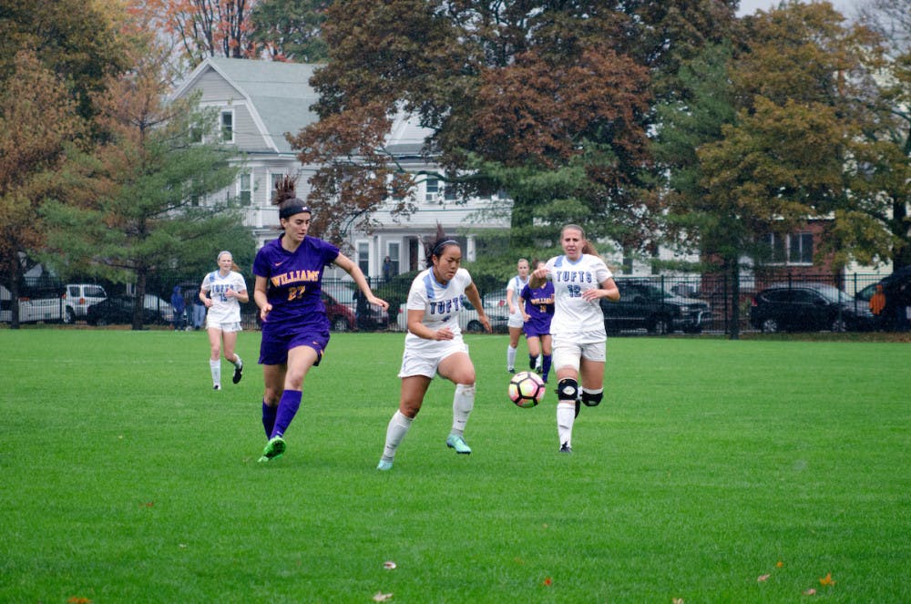 2016-Oct-22-Womens-Soccer084