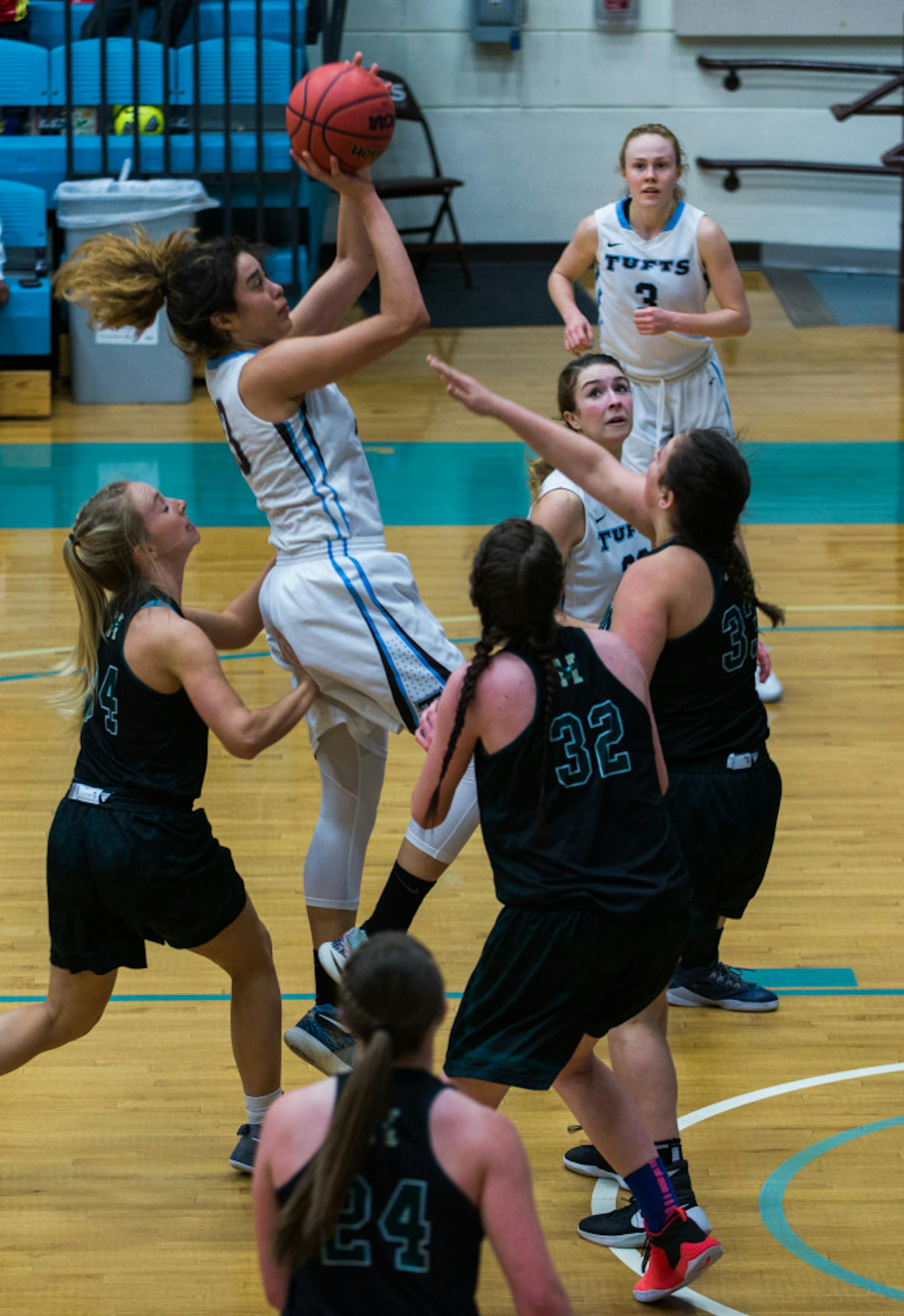 2017-03-04-Womens-Basketball-Tufts-at-Husson-5