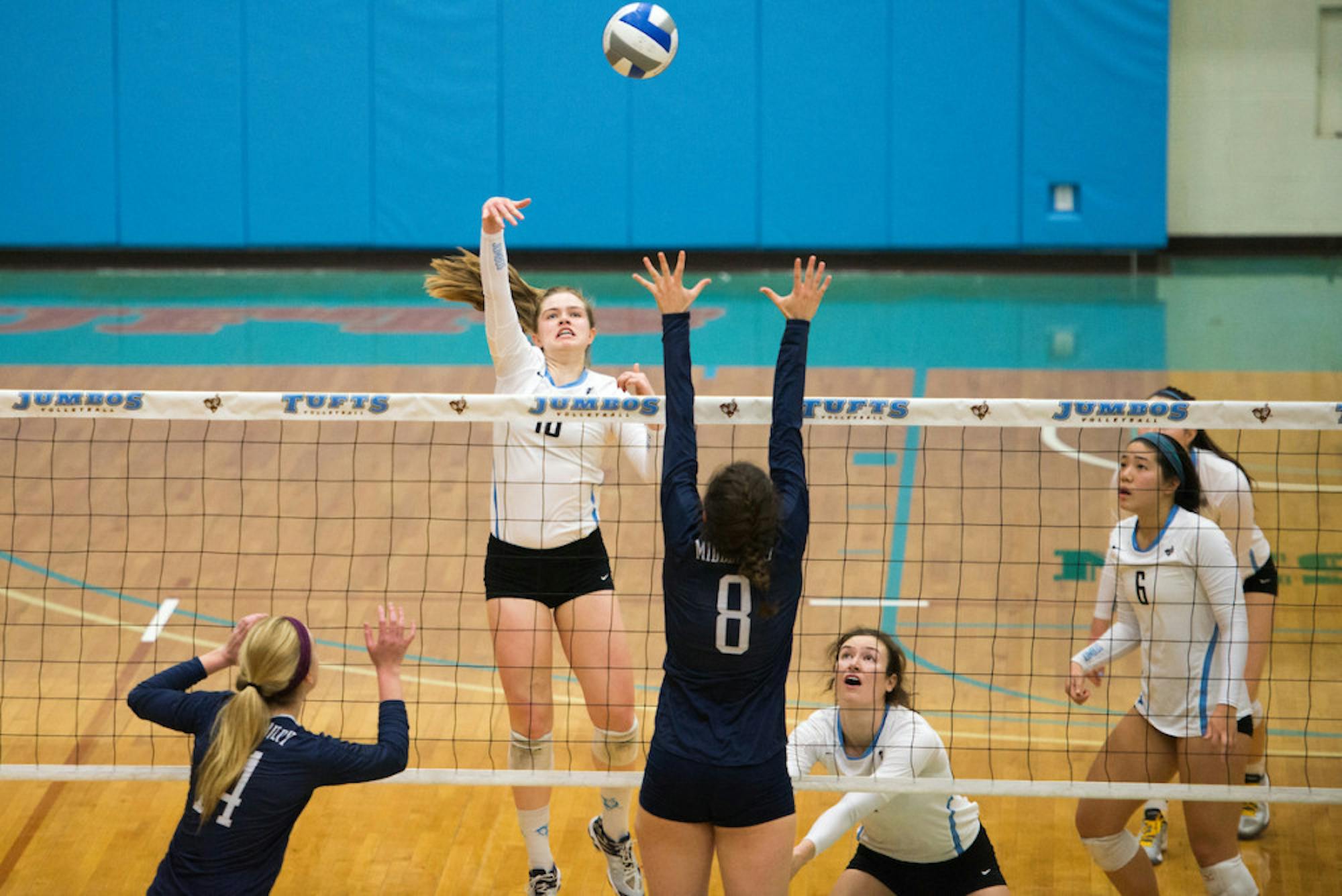 2016-11-06-Volleyball-vs-Middlebury-170931