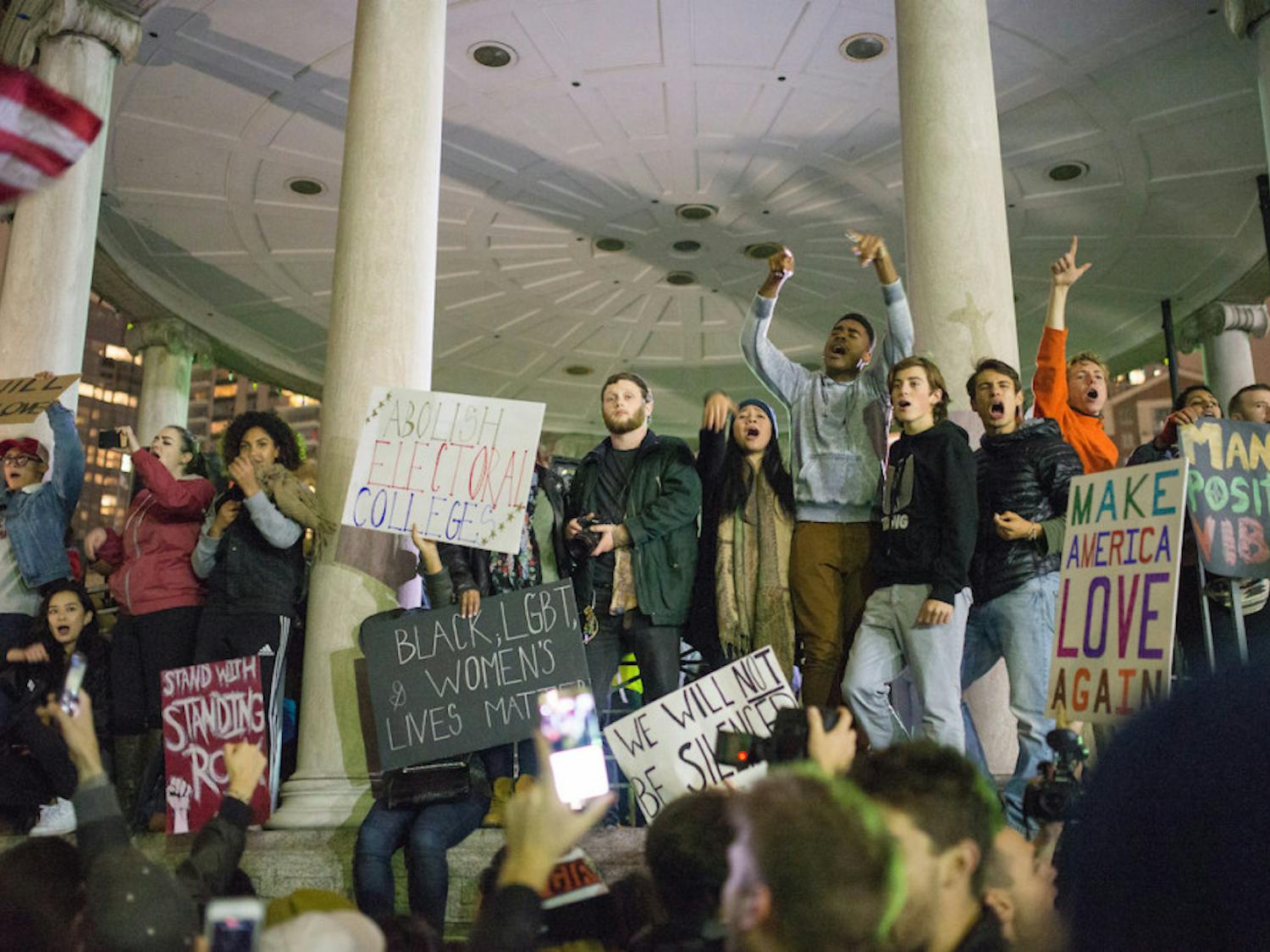 rally1-2016-11-09-Donald-Trump-Protest-172239