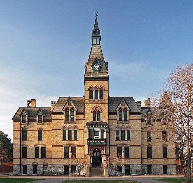 640px-Hamline_University_Old_Main.jpeg