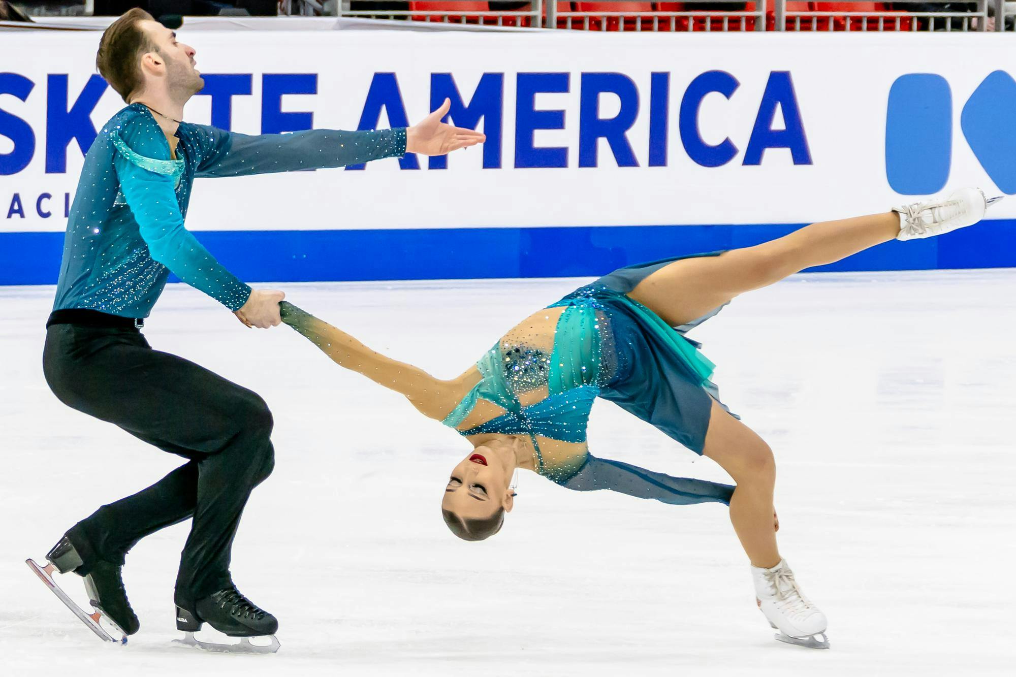 Anastasiia Metelkina and Luka Berulava perform during the pairs free skate at 2025 Skate America.
