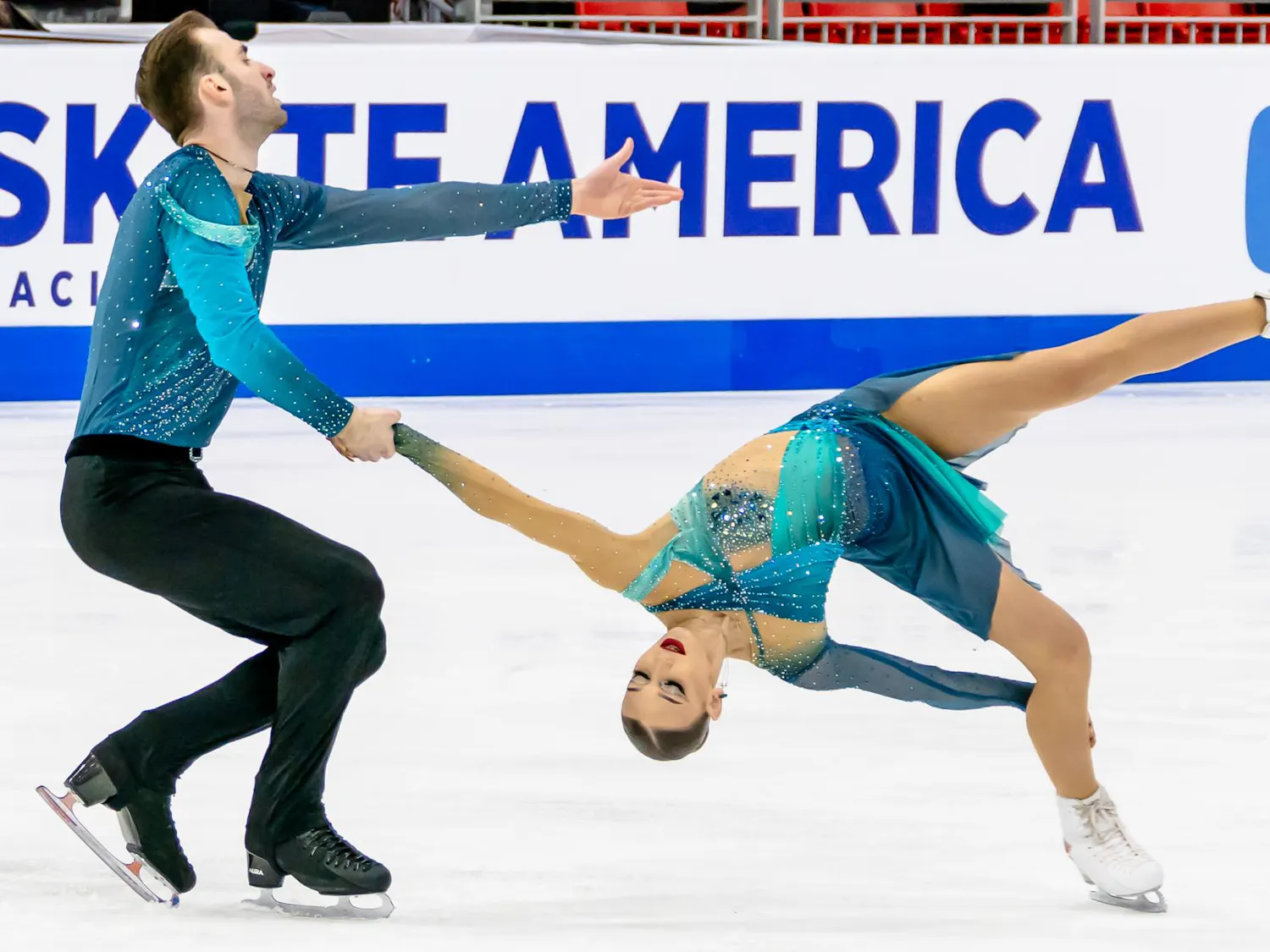 Anastasiia Metelkina and Luka Berulava perform during the pairs free skate at 2025 Skate America.