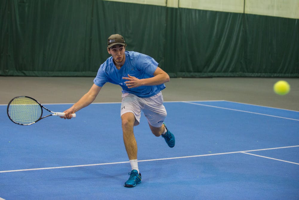 2018-04-08-Mens-Tennis-vs-Middlebury-010