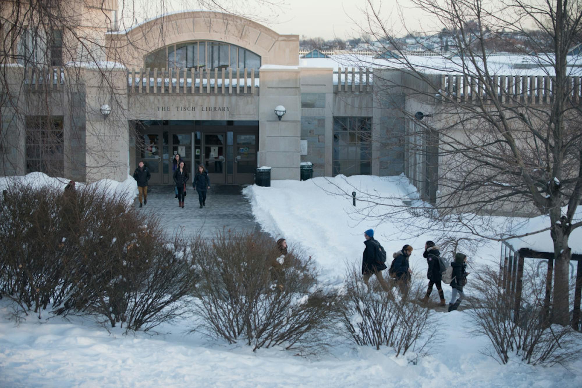 2015-01-29-Winter-Around-Campus-14