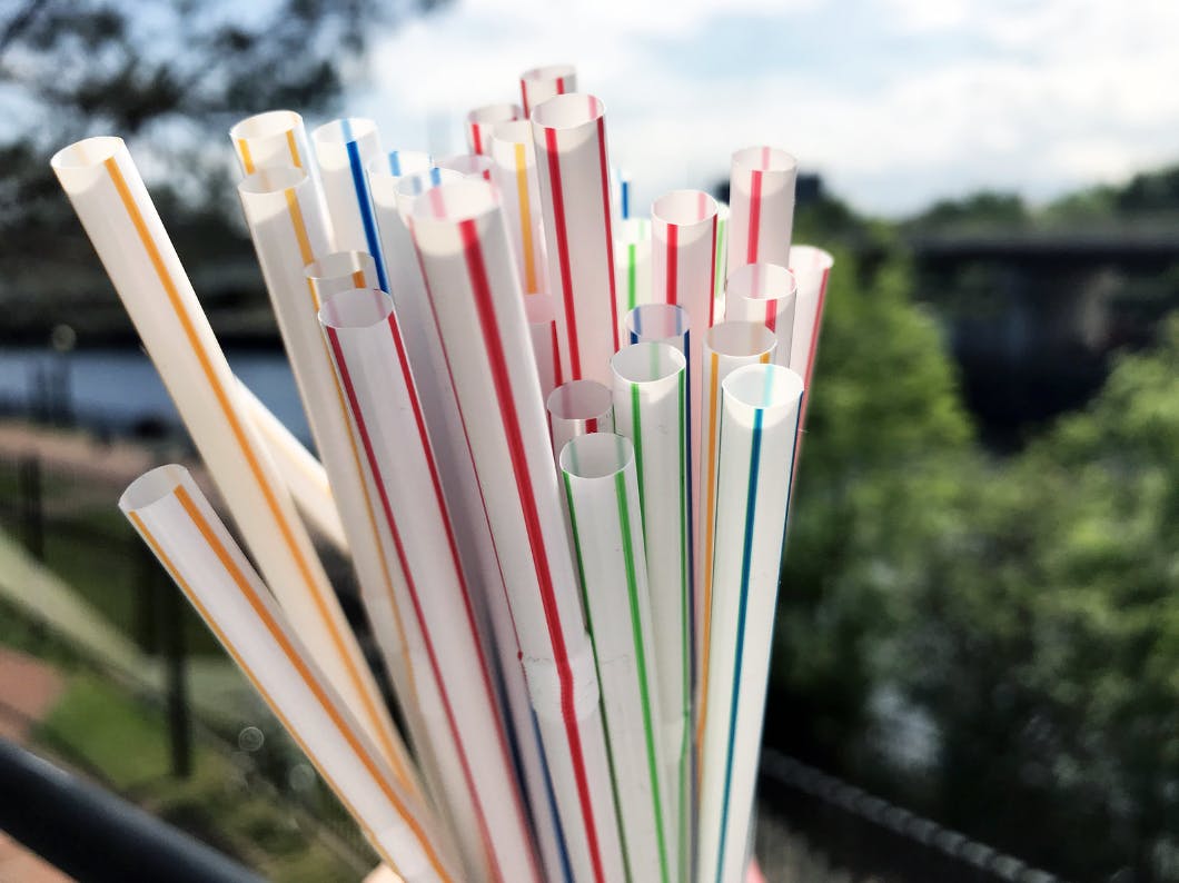 straws.png