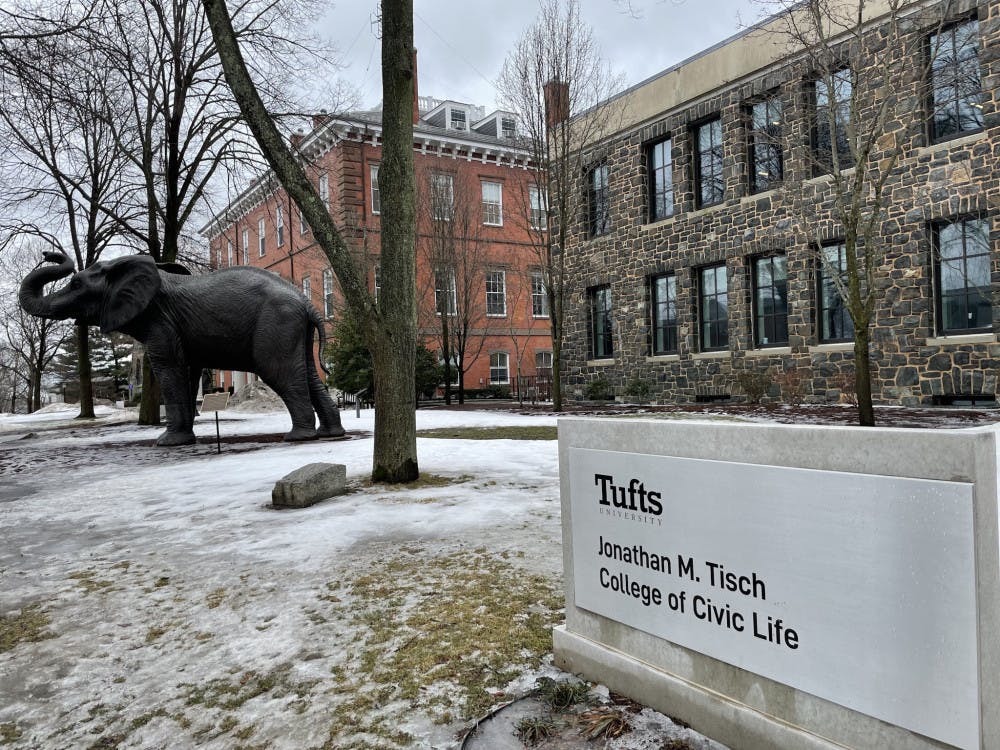 Tisch-College-Jumbo-outside