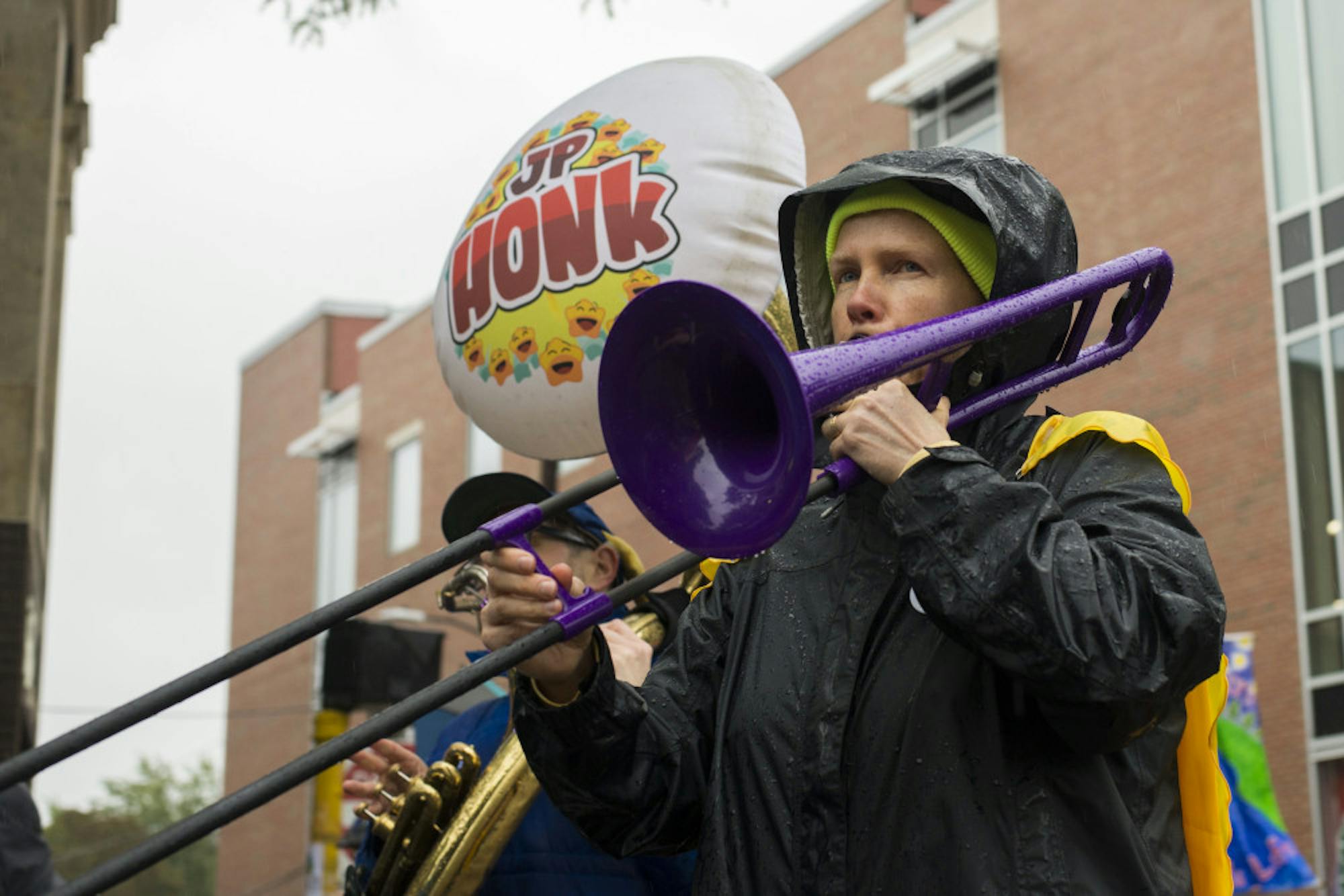 2016-10-09-Honk-Parade-Davis-Square-011