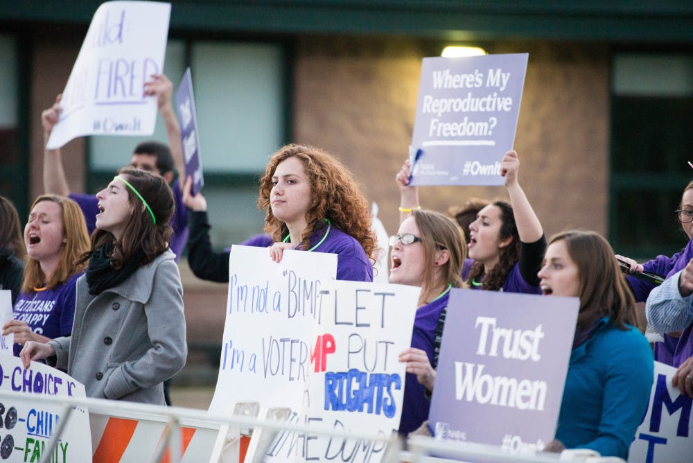 2015-10-16-Trump-Rally-8223