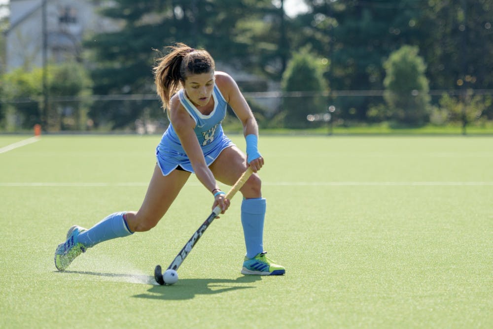 2017-10-07-4019-Field-Hockey-vs-Middlebury-0177