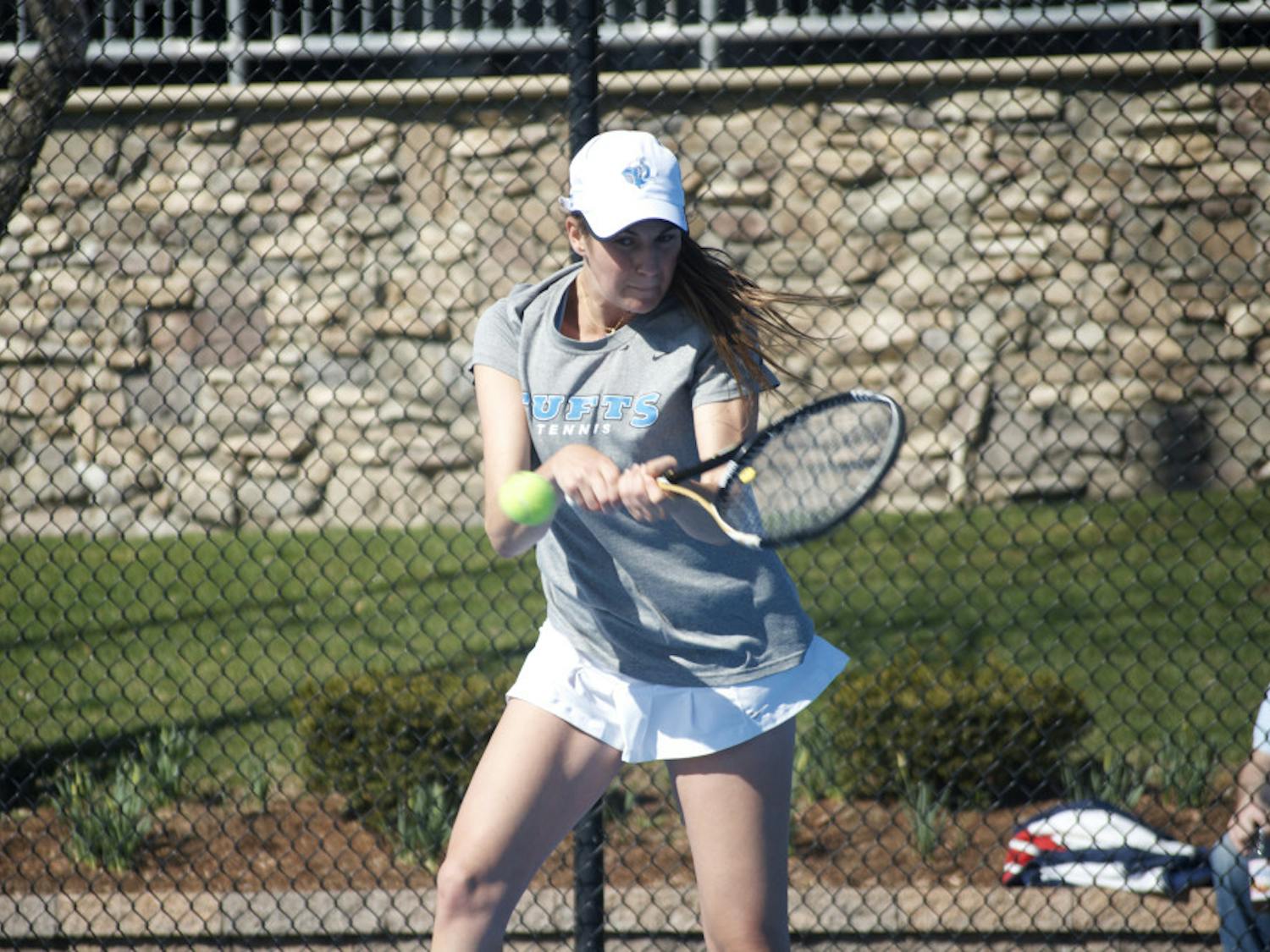 2014-04-12-Womens-TennisDSC_5911