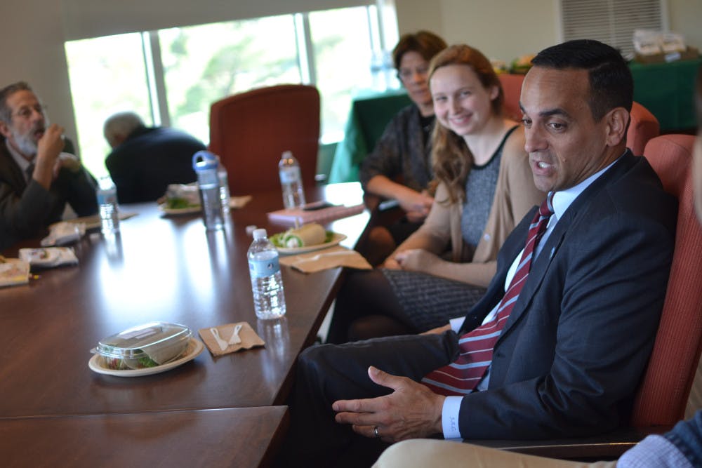 2015-11-02-Mayor-Conference3589