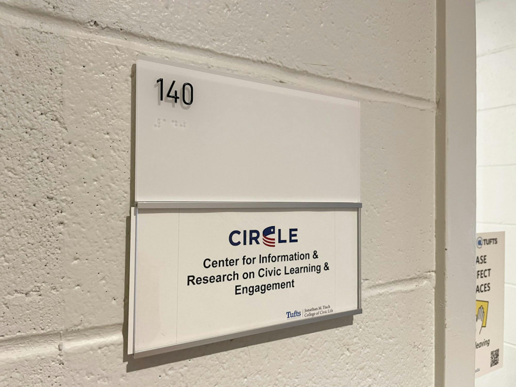 Tisch-College-CIRCLE-Sign-2