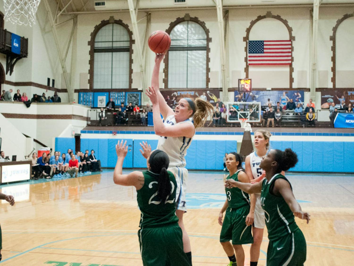 2015-03-06-WBB-vs-Pine-Manor-1492