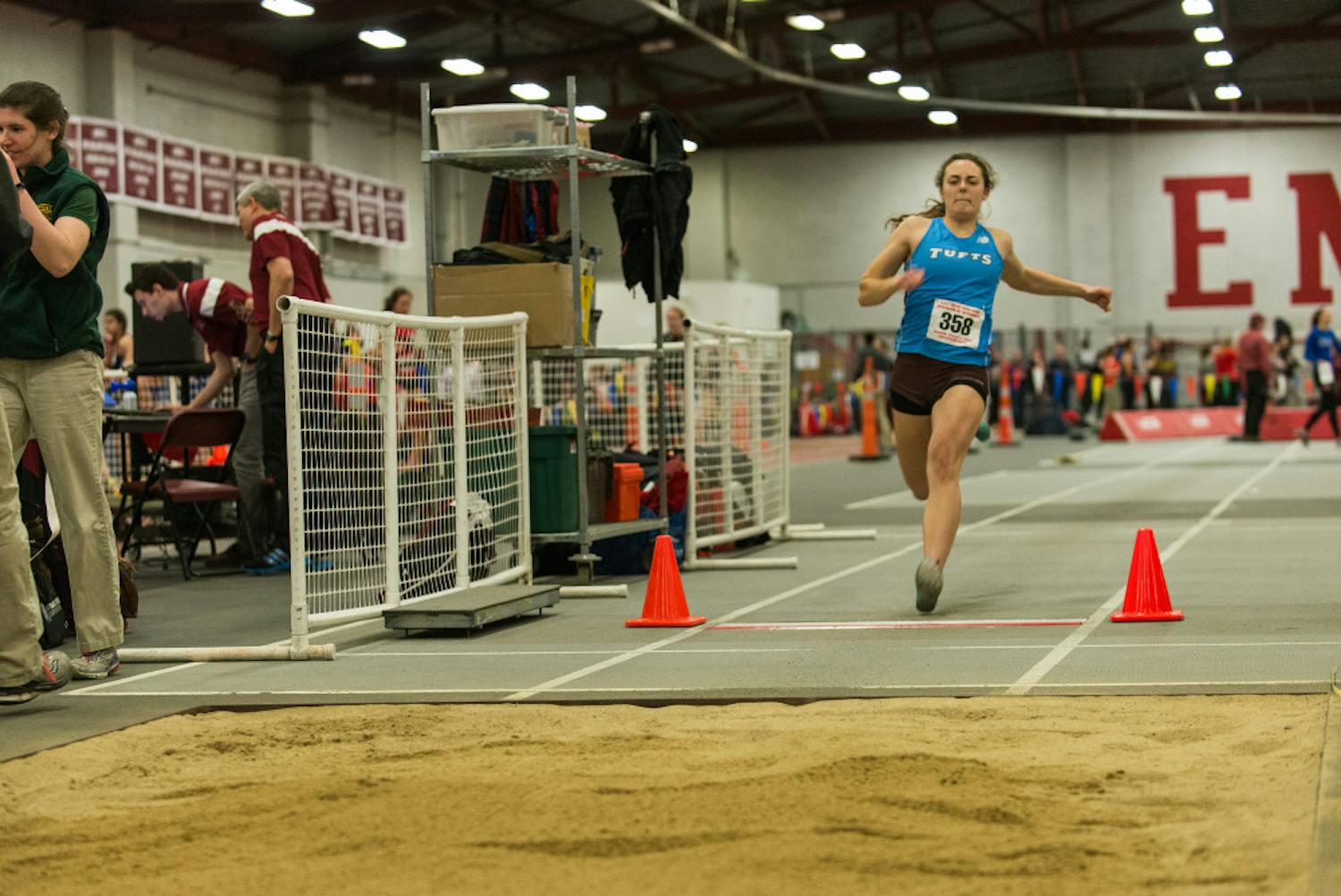 2017-02-18-Womens-Track-and-Field-at-MIT-017